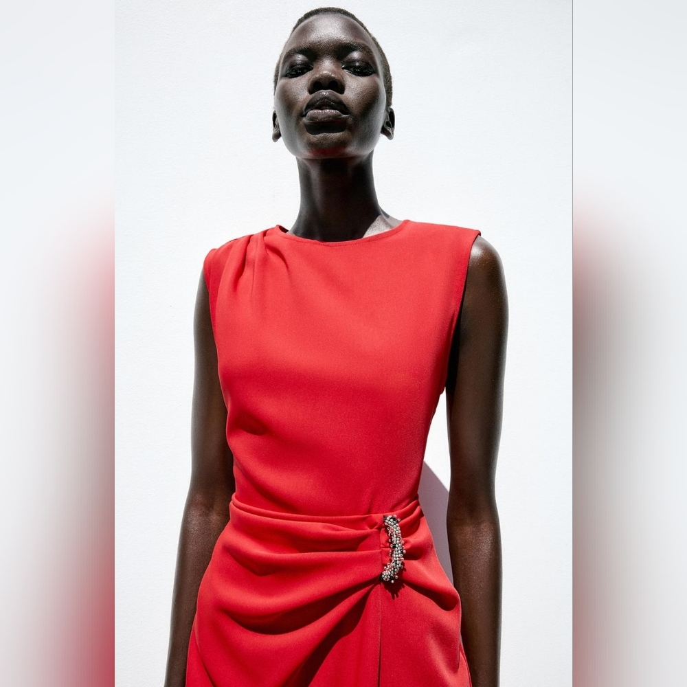 MIDI RED DRESS WITH HARDWARE SIZE M - Picture 5 of 10